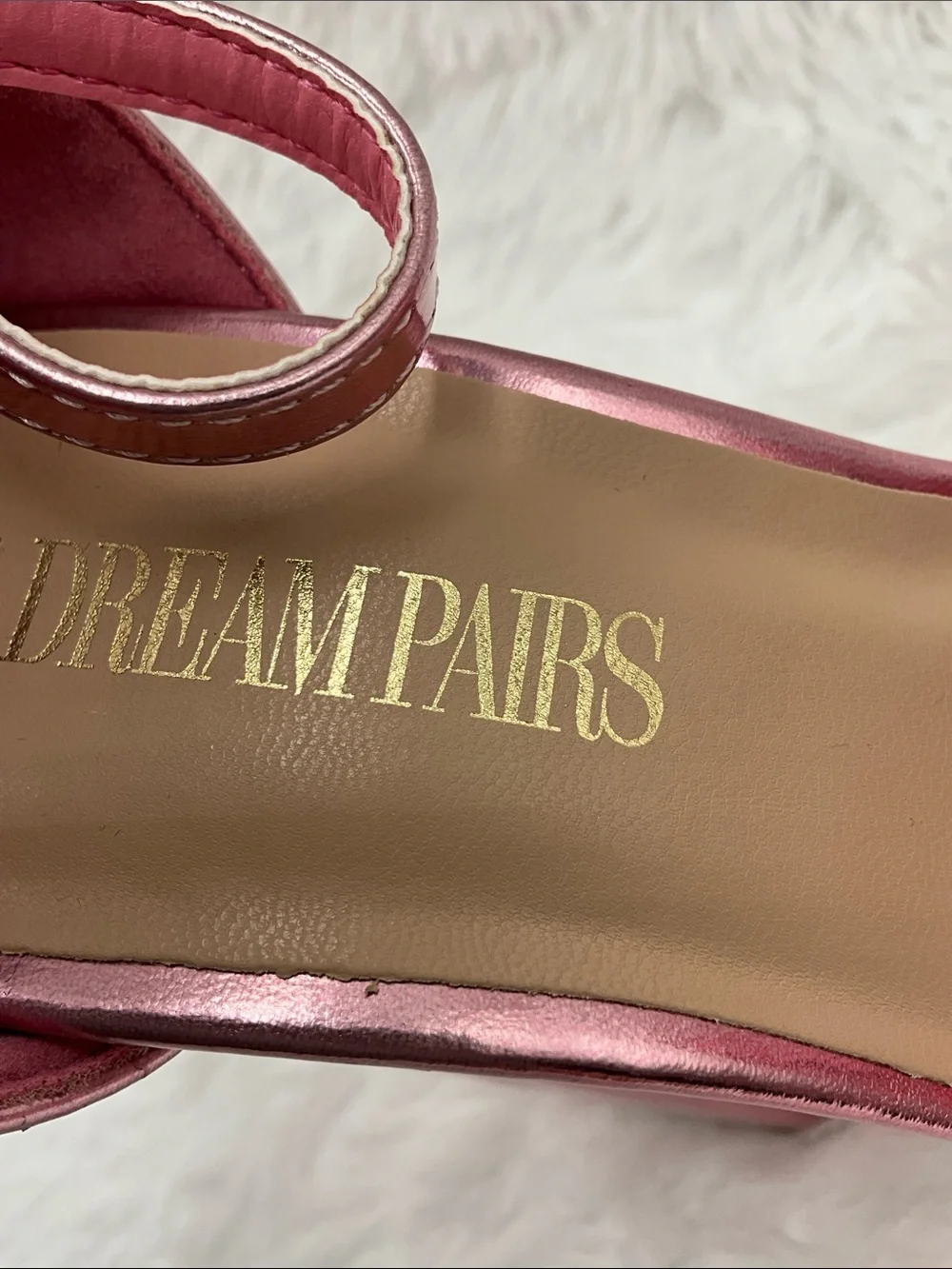 Dream Pairs Heels Size 7.5 Metallic Rose Pink Platform Block Heels
